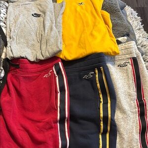 Lot of 5 Hollister shorts and shirts